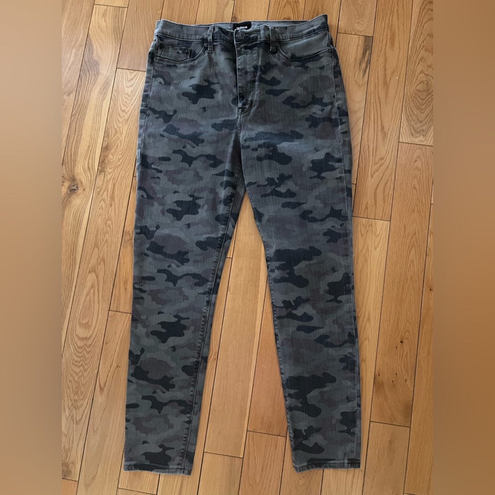 Hudson green camouflage skinny jeans